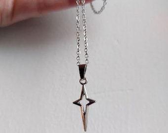 FLAWLESS×TREASURE Falling Star Necklace CZ Falling Star Necklace Silver Star Jewelry - Eleganzia Jewelry