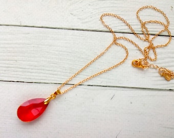 Princess anime necklace Gold red necklace Duck ballet anime cosplay Anime cosplay costume Hot red crystal necklace Anime cosplay costume