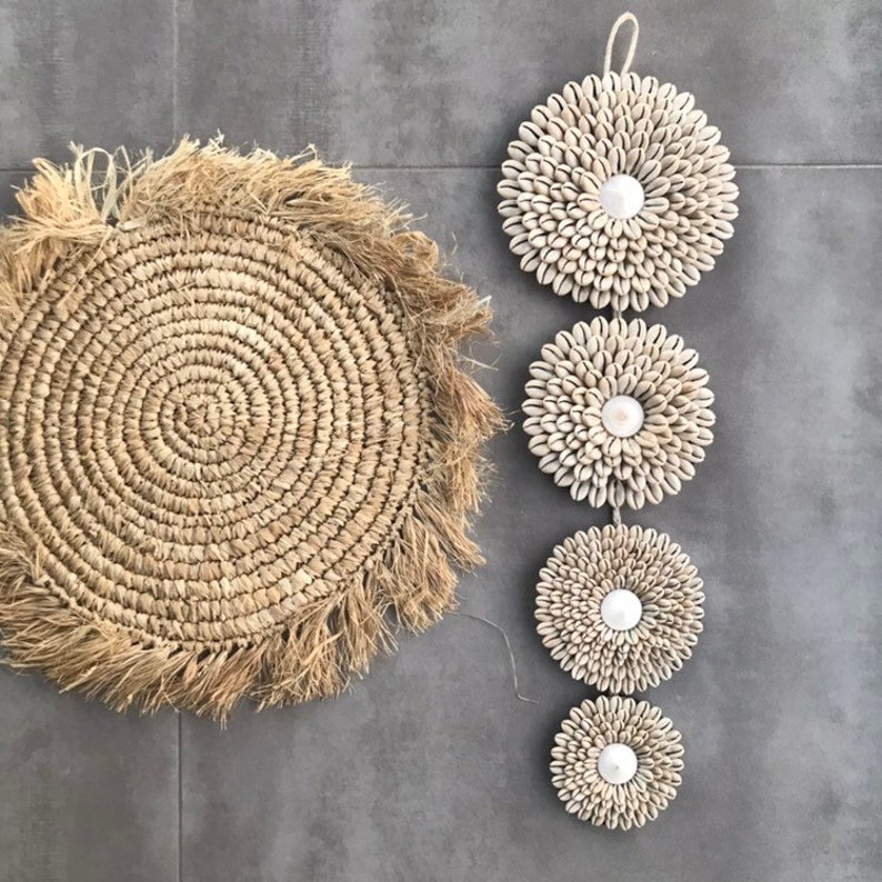 Long Balinese shell garland to hang 55 cm image 1