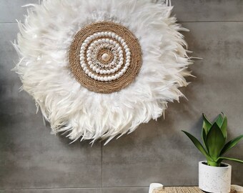 Giant Juju Hat jujuhat in natural feathers diameter 62 cm color off-white nude with center shells and rope