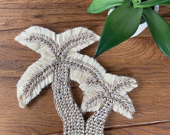 Double palm tree in raffia and shells - size 30*30 cm