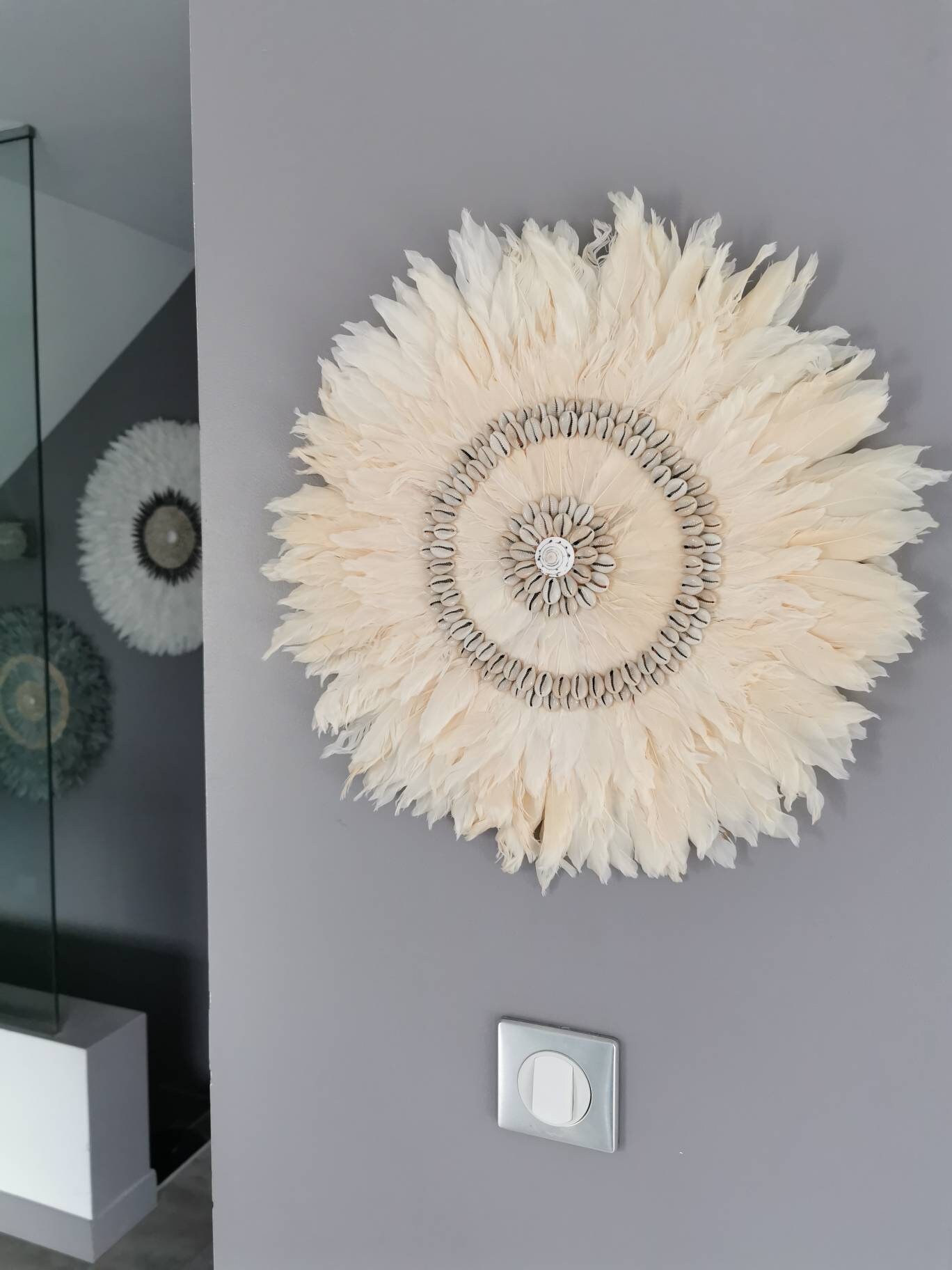 Juju Hat Jujuhat en Plumes Naturelles avec Centre Coquillages Diamètre 45 cm Coloris Pêche, Orangé C