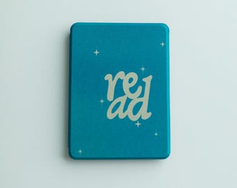 Magiczny czytnik – etui na Kindle'a ze stojakiem/paskiem