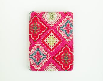 Sew Cute - etui na Kindle'a z przezroczystym tyłem