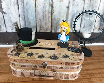 Urne thème Alice aux pays des merveilles urne valise pour mariage, anniversaire, retraite, baby-shower, baptême. … avec montre gousset