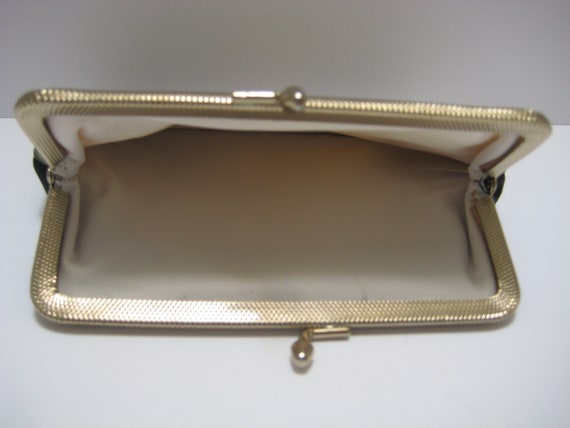 Small 50's Hand Clutch With Beautiful Dancing Bar… - image 5