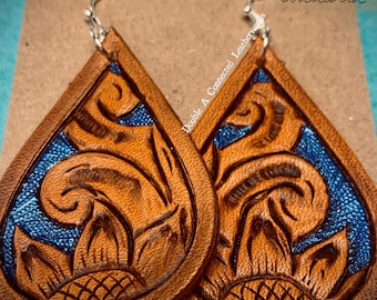 OLATHE (Carved Leather Earrings)