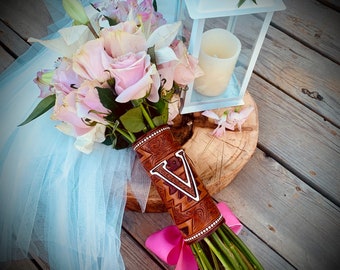 PAONIA Bouquet Wrap (custom leather)