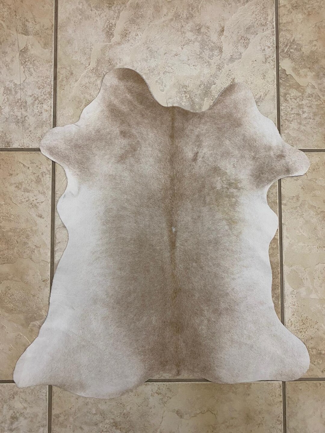 100 Real Calf Hide/ Cow Skin Cowhide Rug Leather Area Rug, They Range From 24FT Tan & White
