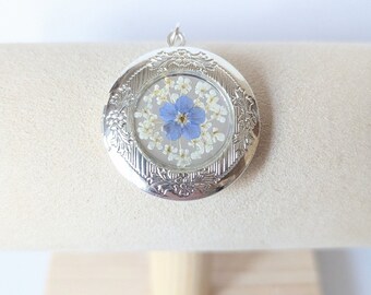 Real Forget Me Not Flower Photo Locket Pendant, Silver Locket Necklace, Handmade Gift for Her, Vintage Style Locket Pendant