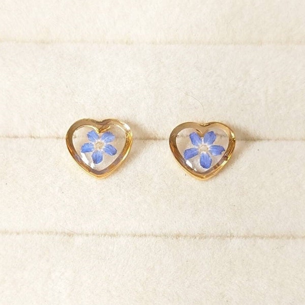 Real Forget Me Not Resin Stud Earrings, Pressed Flower Studs, Handmade Gift for Her, Dainty Floral Jewelry, Stainless Steel Heart Studs