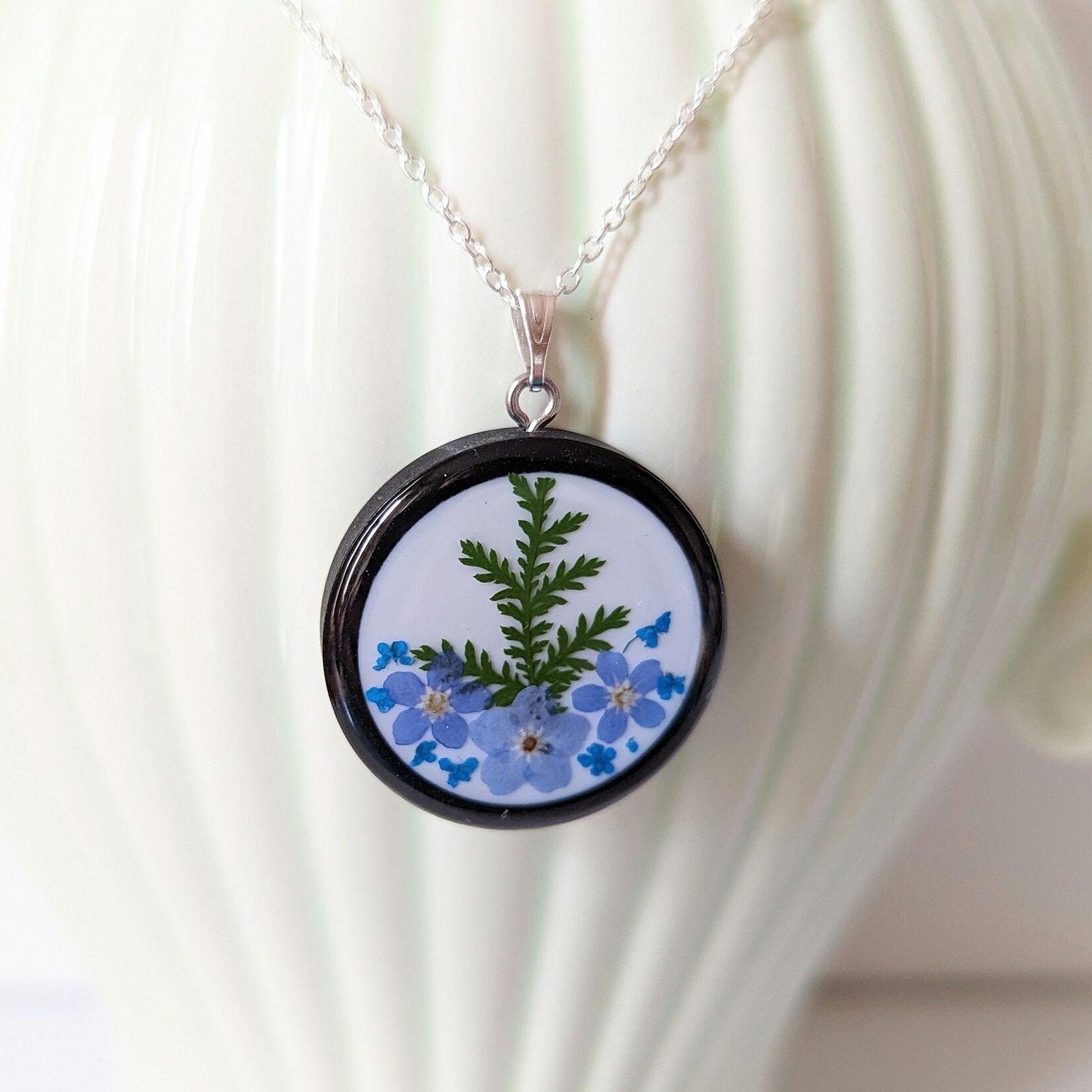 Dark Wood Resin Pendant with Real Pressed Flowers, Wood and Resin Neklace, Forget Me Not Jewellery, Handmade Gift, Fern Neklace, Nature