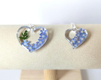 Forget Me Not Flower Heart Resin Pendant, Handmade Necklace, Botanical Gift