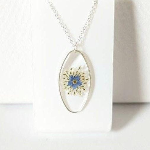 Real Forget Me Not Flower Oval Necklace, White Flower Necklace, Dainty Flower Resin Pendant, Handmade Gift for Her, Minimalist