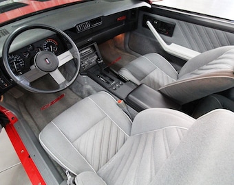 Monogram 1/8 Scale Chevrolet Iroc-z Camaro Full Interior Plush