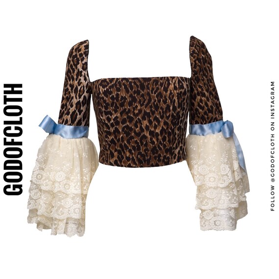 Dolce and Gabbana Leopard Print Victorian Sleeve C
