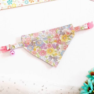 Lovely flower pastel Bandana Cat Collar with Breakaway Safety Buckle , for Kitten Adult  cat  Small Dog