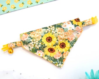 Sunflower flowers Bandana Cat Collar with Breakaway Safety Buckle , for Kitten Adult  cat  Small Dog