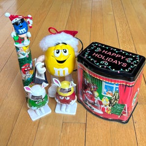 Vintage Fun Holiday M&M&#39;s Mixed Lot