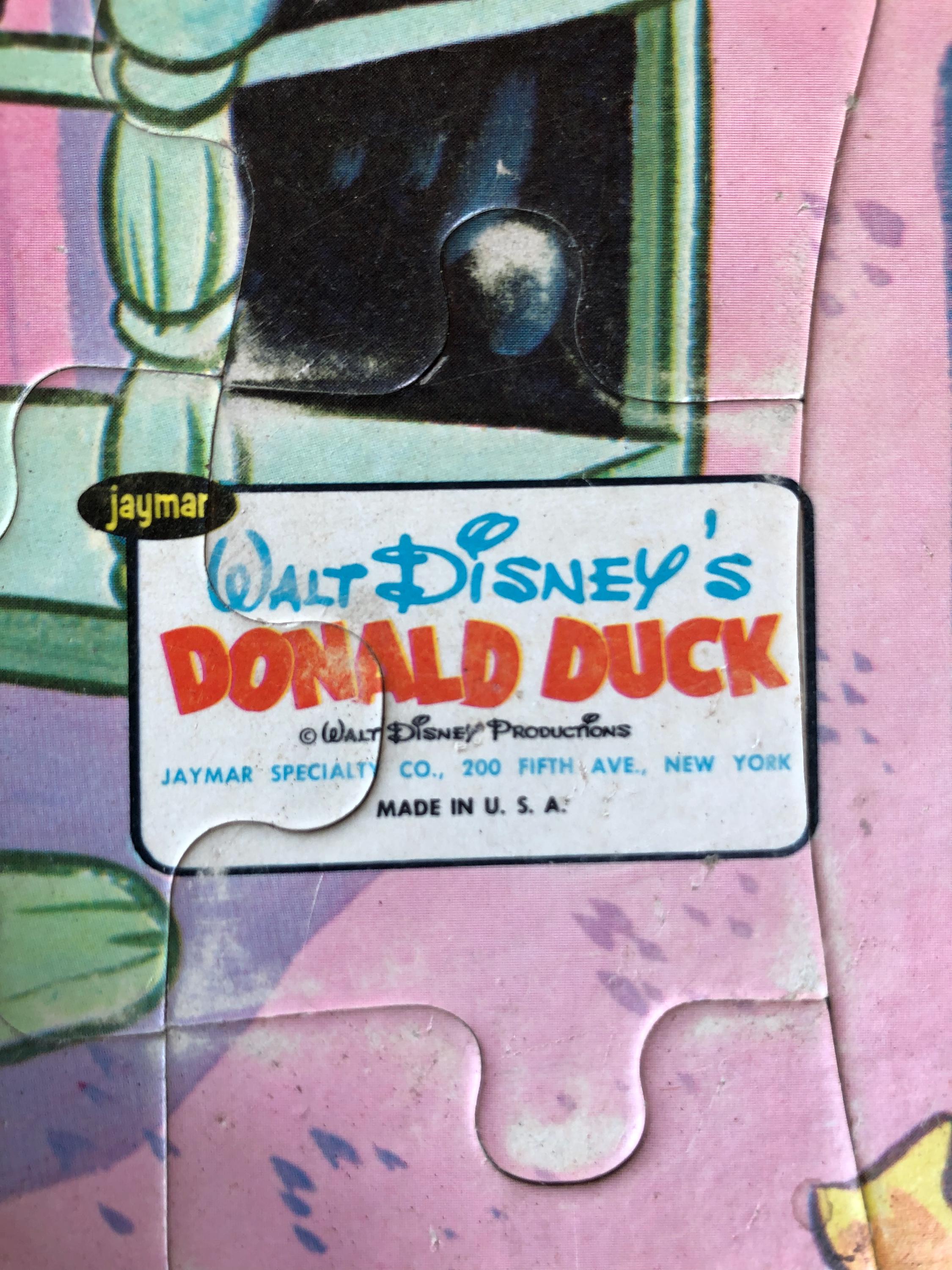 DONALD DUCK ★ ヴィンテージ　パズル　ウォルトディズニー Vintage Walt Disney Donald Duck 100 piece Puzzle by Whitman