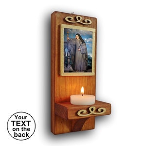 St Clare of Assisi, Saint Clare, Patronage Eye disease, St Clare icon, communion gift, christian  altar