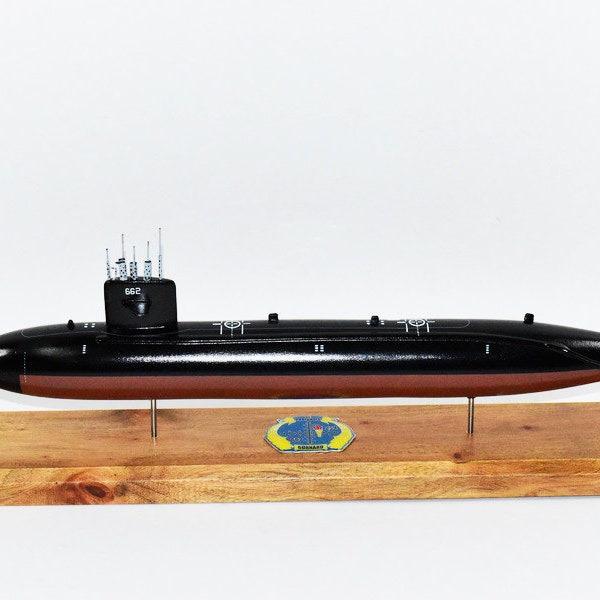 USS Gurnard SSN-662 Submarine Model