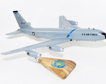 41st Air Refueling Squadron Griffiss 00355 Statue of Liberty KC-135R Model, 1/90th (18") Scale