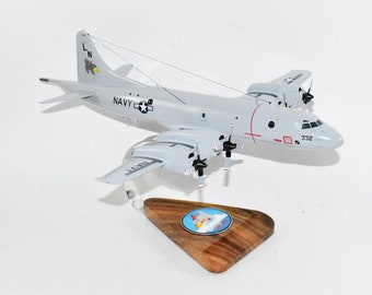Lockheed Martin P-3C Orion, VP-45 Pelicans (332), Mahogany, 1/78th (18")