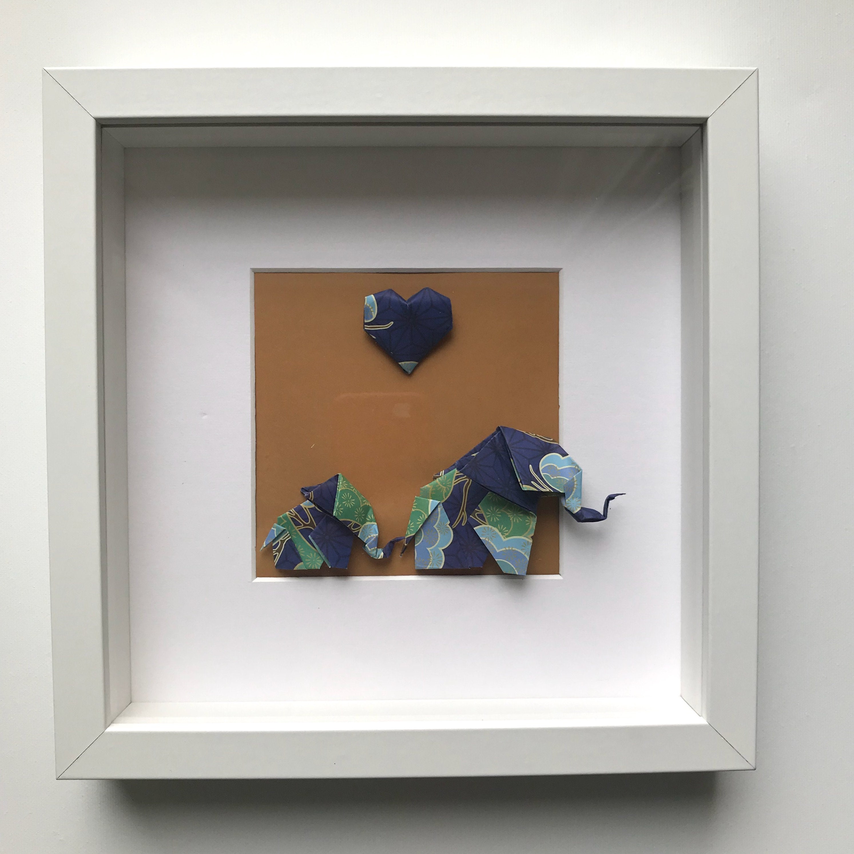 Cadre Origami Famille Éléphants Coeur