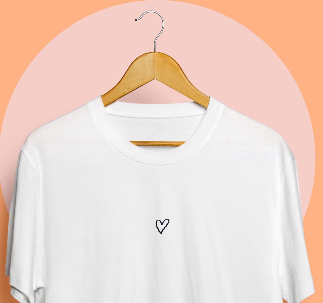 【DISCERNMENT】Steric heart line half T-shirts 61xjLDrdKQL.jpg