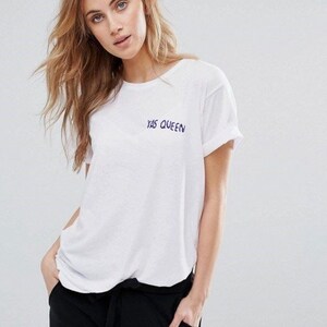 YAS QUEEN Embroidered Cotton T-Shirt