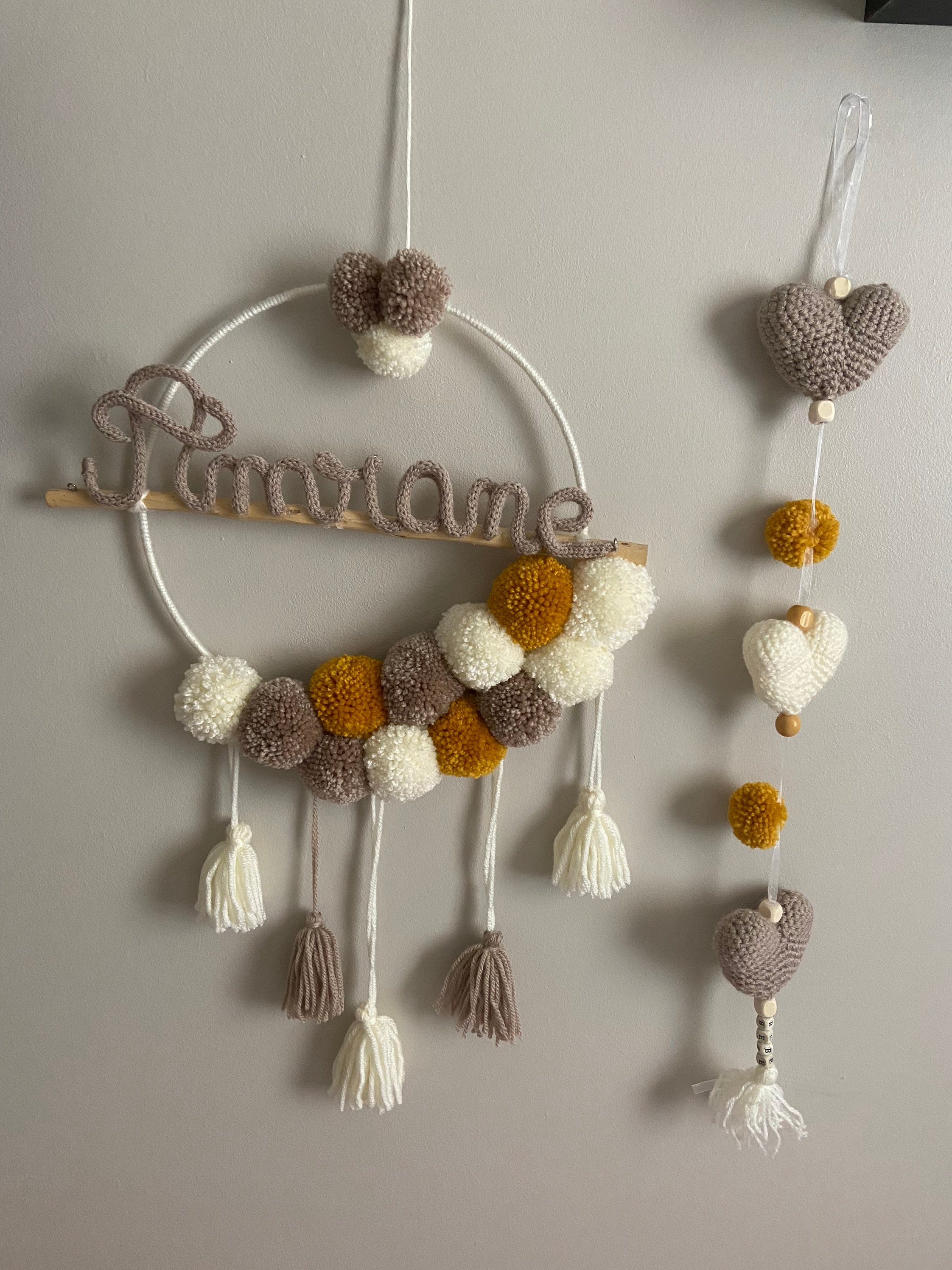 Attrape Rêves Prénom Personnalisable + Guirlande de Coeurs Assortie