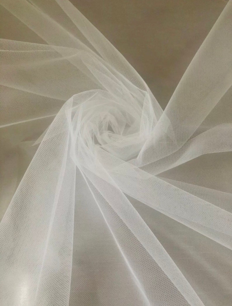150cm wide RED DRESS NET MESH FABRIC DECOR & MORE COSTUMES 150cm wide RED DRESS NET MESH FABRIC DECOR & MORE COSTUMES