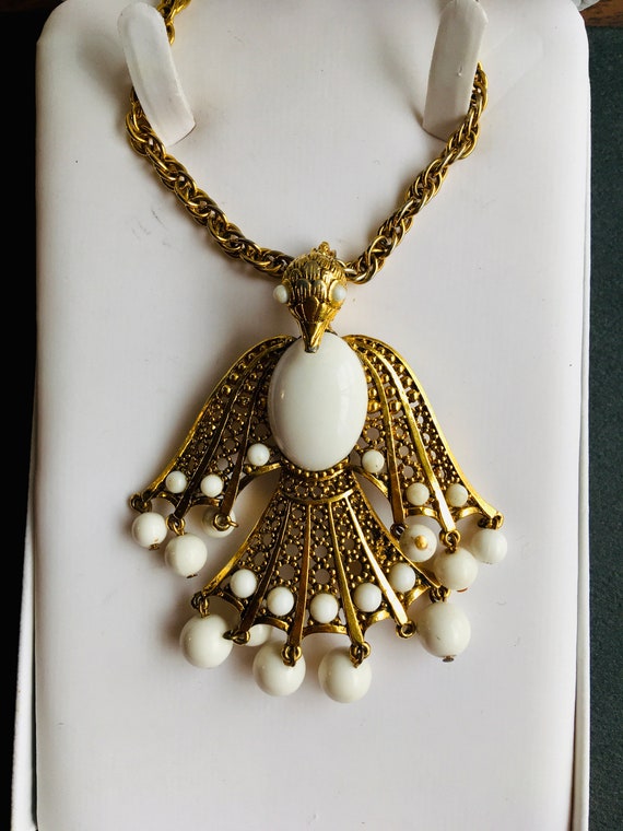 Unique Vintage Costume Jewelry Bird Pendant on Cha