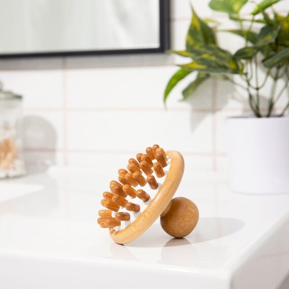 Bamboo Scalp Massager: Eco-Friendly Hair Care Shower Tool