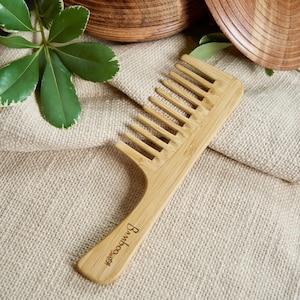Bamboo Detangling Comb with Handle | Wide Tooth Wooden Hair Comb | Eco-Friendly, Natural and Plastic Free