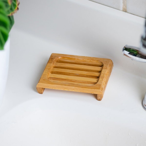 Bamboo Soap Bar Lift Holder | All Natural Organic Soap Dish | Plastic-free & Handmade | Compostable Zero Waste | Sustainable Bathroom Shower