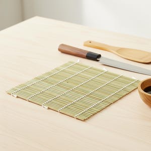 Set of 4 Bamboo Sushi Rolling Mat: Reusable Sushi Roller