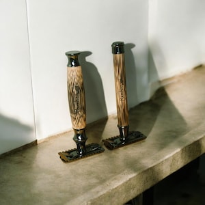 Bamboo Safety Razor | incl. 10 Blades | Plastic Free | For Men & Women | Zero Waste | Earth Friendly Shaving | Gift for Him | Valentine&#39;s