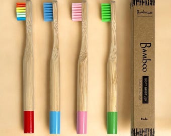 Cepillo de dientes infantil de bambú / Cerdas suaves, ecológico y sostenible / Opciones de tamaño y color para niños