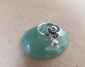Q925 Sterling Silver Kachina Doll on Ring Lady Ring Size 6 to 9 US Music Player Ring Solid Ring Simple Ring Native American Ring