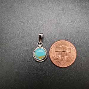 Ciondolo per collana con piccolo turchese Q925 / Collana semplice con turchese e argento sterling / Ciondolo semplice con turchese Kingman / Prodotto negli Stati Uniti