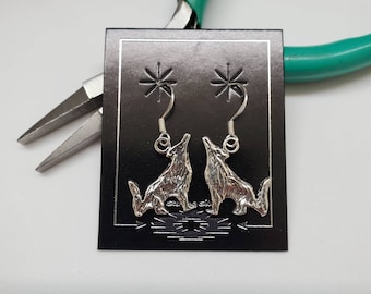 Q925 Wolf Dangle Earrings | Sterling Silver Charm Earrings | Silver Charm Coyote Jewelry | Silver Earrings |  Howling Wolf | Made in USA