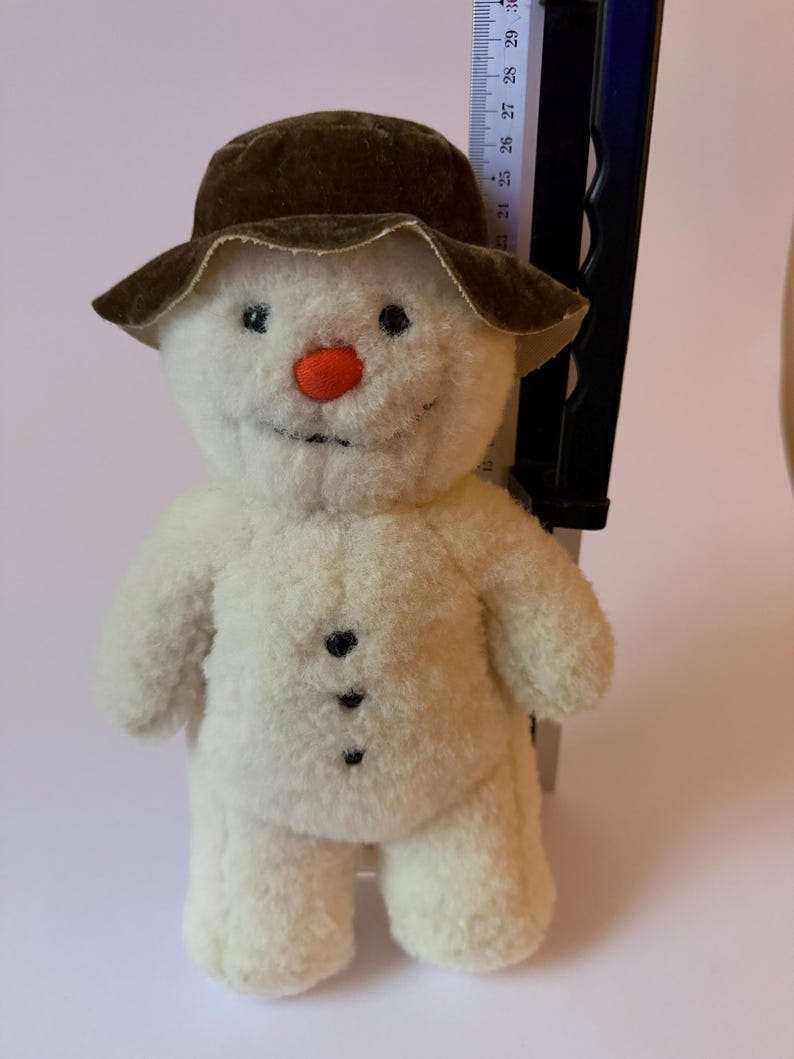 Vintage plysch snögubbe mjukisdjur | Retro jul samlarobjekt | 80-90-tals festlig dekoration | Nostalgisk julplysch | Present till samlare bild 4