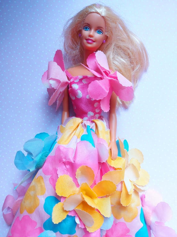 Vintage Barbie Doll Blonde, Stunning Flower Dress Blonde Hair Blue Eyes Barbie  Doll Gift Idea - Etsy