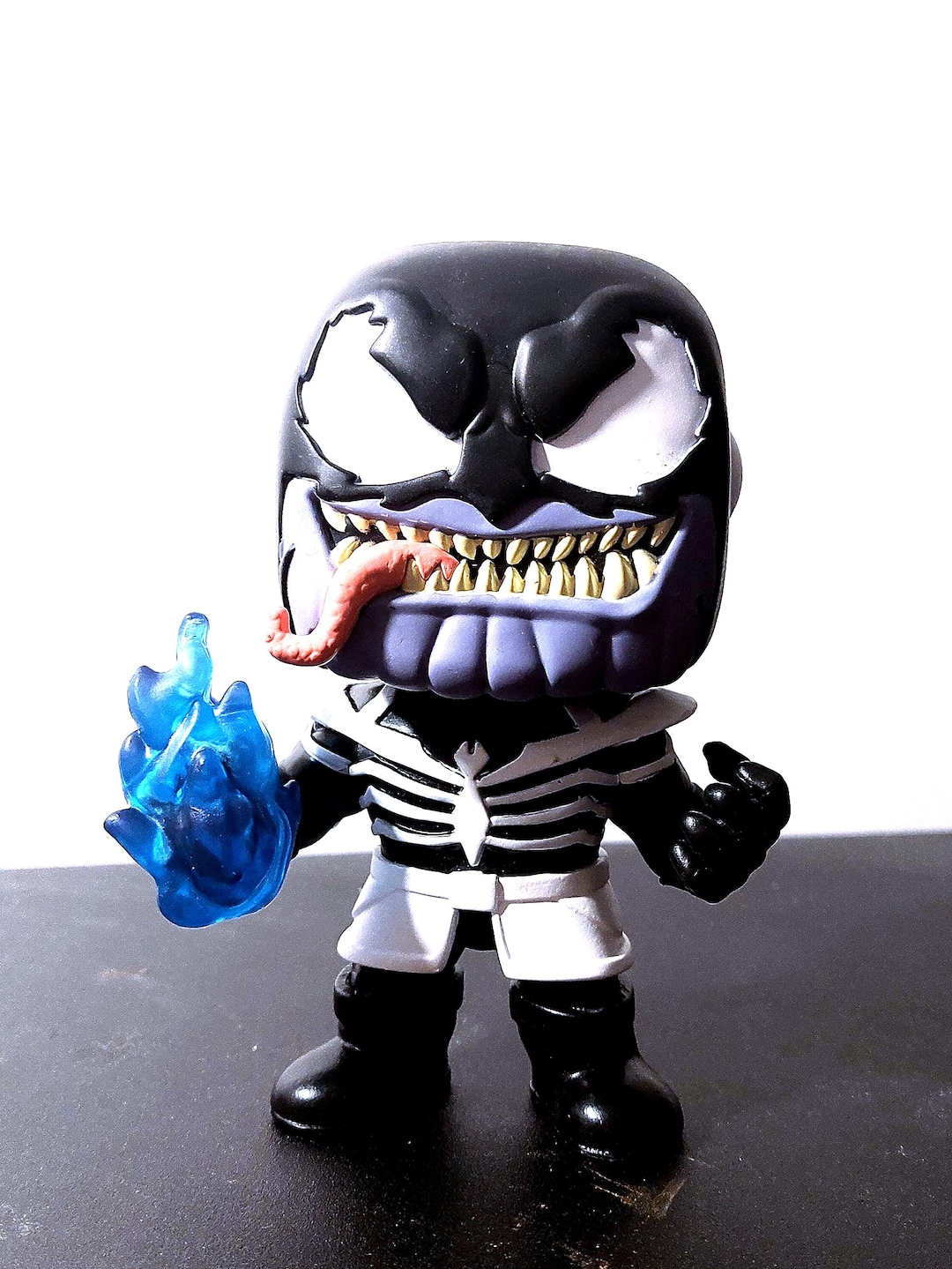 Venom Funko Pop Marvel Venom Thanos Pop The Avengers Venomized
