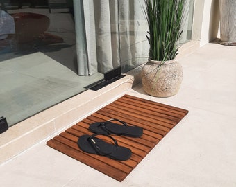 Nordic Style Teak Oiled String Shower/Bath Mat with Rubber Feet 23.62" x 15.75"