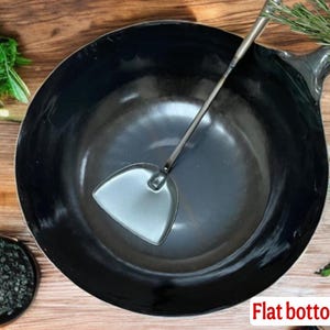 Hammered Chinese Wok 1.6mm Flat Bottom with Wok Spatula - Yamada Kogyo Japan