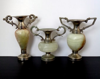 Onyx Small vintage amphora -shaped ornament (P. Ex. For Incense) with double handles and belly with marble onyx.