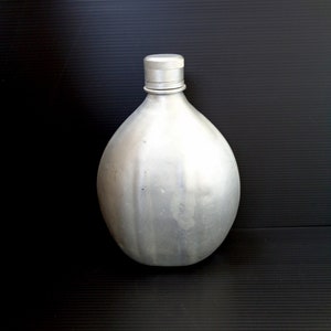 Old Italy military canteen, hiking water flask, canteen, aluminum  flask military bottle, collector&#39;s canteen, army canteen